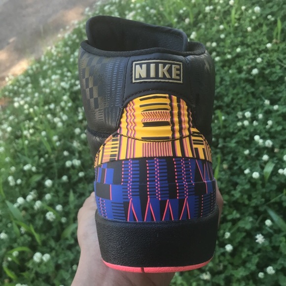 *Sold* Jordan Retro 2 BHM (Black History Month) - Picture 5 of 5